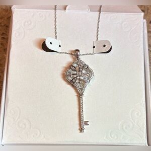 10K U8 White Gold Diamond  Key Pendant Necklace with Chain